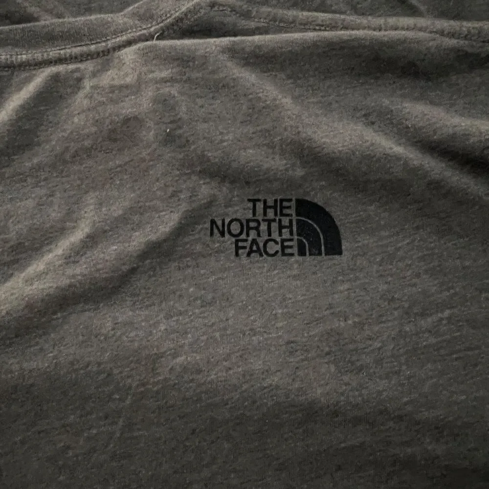 The North Face Gray Mountain Scene Tee size XXL
